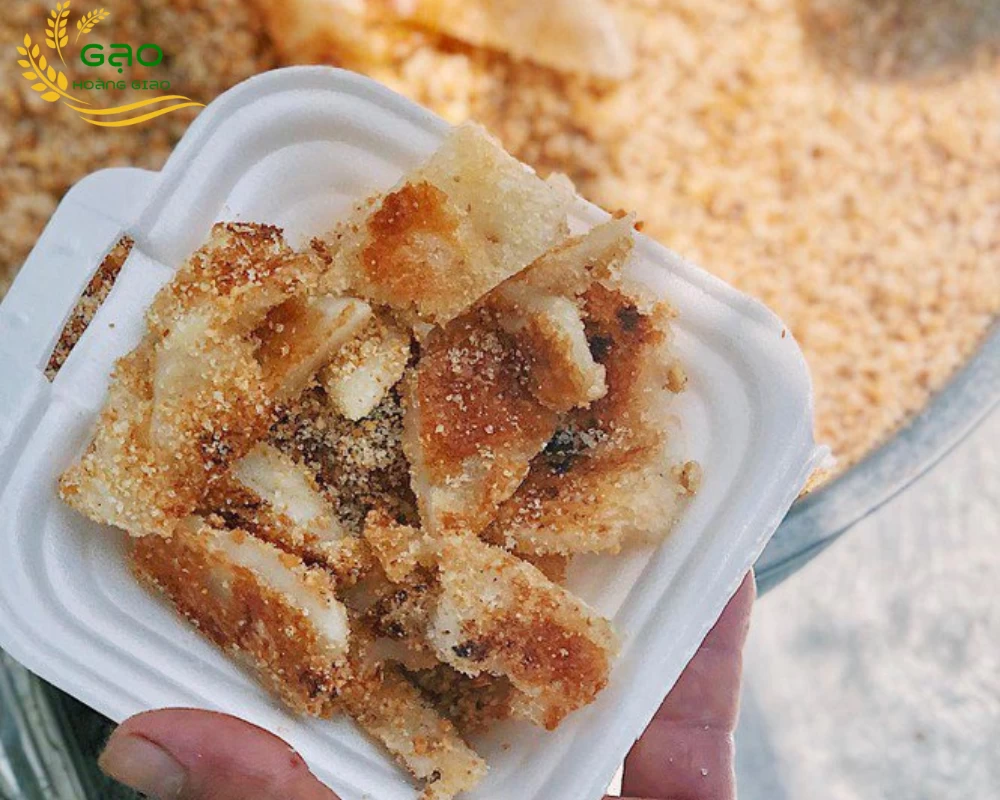 Bánh bột nếp lăn mè đường