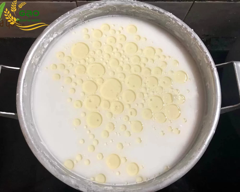 Nồi bột làm bánh nậm