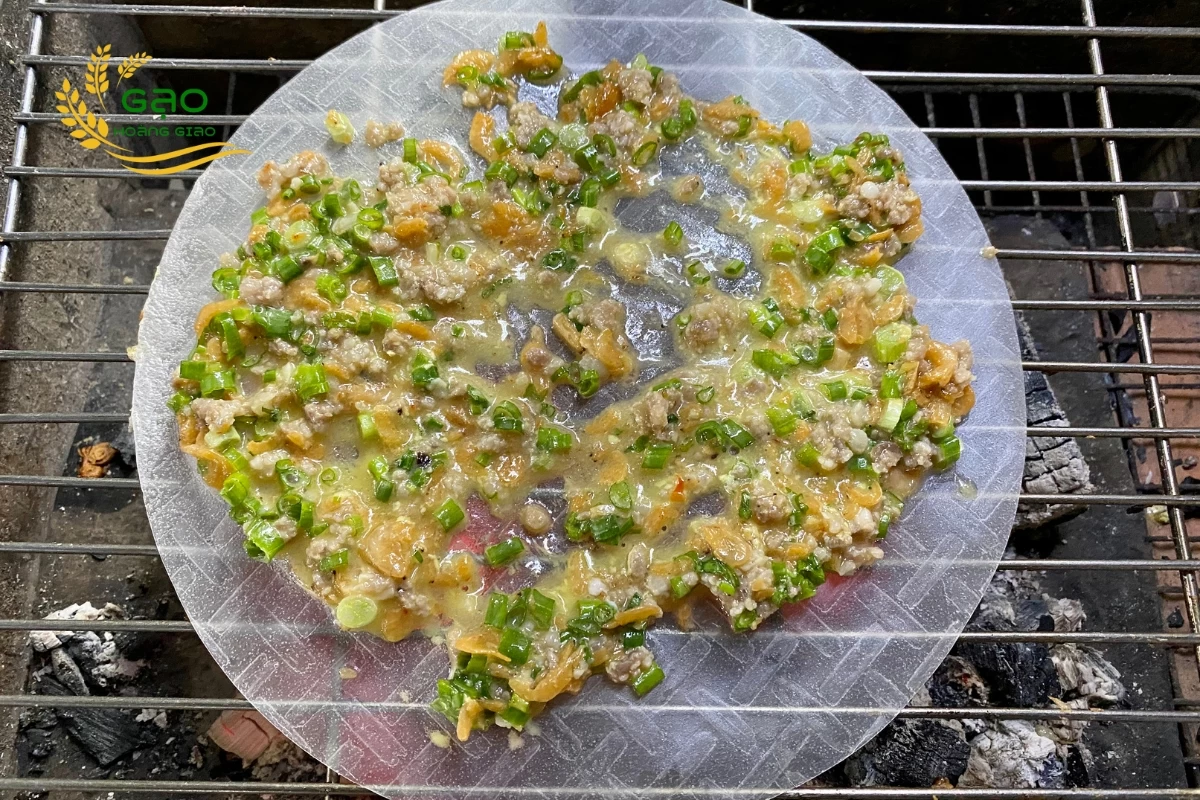 Món bánh tráng nướng